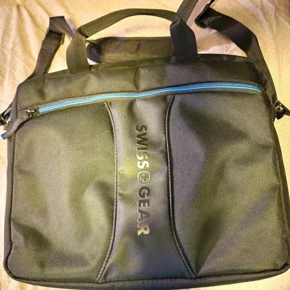 Wenger JETT Carrying Case for 14.1" Notebook - Black, Blue Swiss Gear - Picture 1 of 7